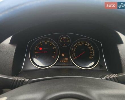 Серый Опель Астра, объемом двигателя 1.6 л и пробегом 277 тыс. км за 3700 $, фото 11 на Automoto.ua