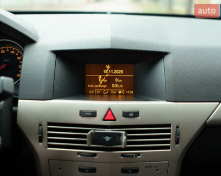 Сірий Опель Астра, об'ємом двигуна 1.6 л та пробігом 252 тис. км за 5400 $, фото 19 на Automoto.ua