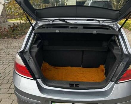 Серый Опель Астра, объемом двигателя 1.6 л и пробегом 160 тыс. км за 5000 $, фото 10 на Automoto.ua