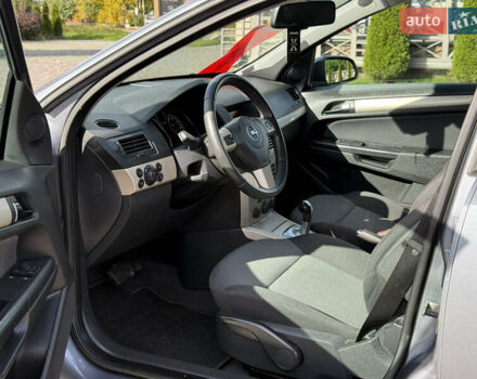 Серый Опель Астра, объемом двигателя 1.6 л и пробегом 180 тыс. км за 6750 $, фото 57 на Automoto.ua