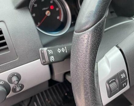 Серый Опель Астра, объемом двигателя 1.7 л и пробегом 260 тыс. км за 5200 $, фото 16 на Automoto.ua