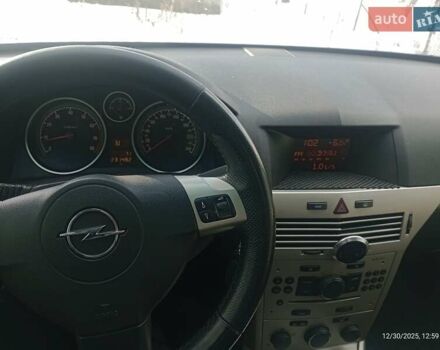 Сірий Опель Астра, об'ємом двигуна 1.6 л та пробігом 231 тис. км за 5300 $, фото 8 на Automoto.ua