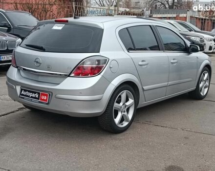 Серый Опель Астра, объемом двигателя 1.6 л и пробегом 255 тыс. км за 6490 $, фото 6 на Automoto.ua