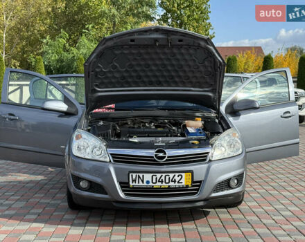 Серый Опель Астра, объемом двигателя 1.6 л и пробегом 180 тыс. км за 6750 $, фото 123 на Automoto.ua