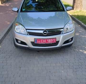 Серый Опель Астра, объемом двигателя 1.6 л и пробегом 164 тыс. км за 5999 $, фото 8 на Automoto.ua