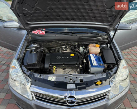 Серый Опель Астра, объемом двигателя 1.6 л и пробегом 180 тыс. км за 6750 $, фото 118 на Automoto.ua