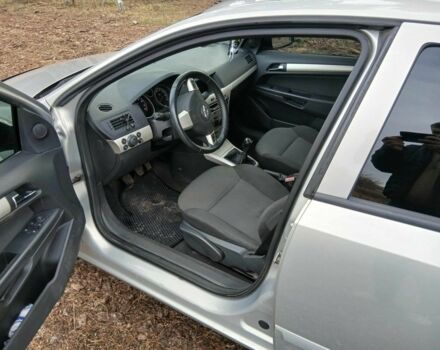 Серый Опель Астра, объемом двигателя 1.6 л и пробегом 200 тыс. км за 4800 $, фото 1 на Automoto.ua