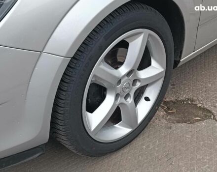 Серый Опель Астра, объемом двигателя 1.6 л и пробегом 255 тыс. км за 6490 $, фото 3 на Automoto.ua