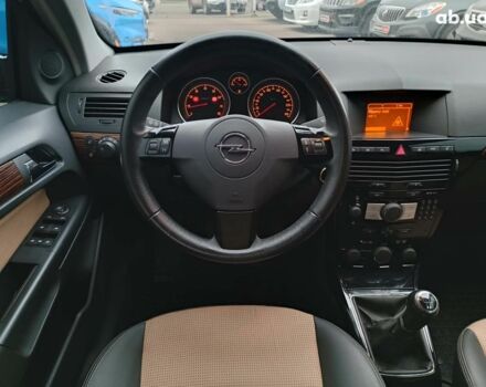 Серый Опель Астра, объемом двигателя 1.6 л и пробегом 255 тыс. км за 6490 $, фото 14 на Automoto.ua