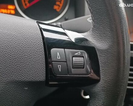 Серый Опель Астра, объемом двигателя 1.6 л и пробегом 255 тыс. км за 6490 $, фото 24 на Automoto.ua