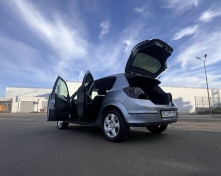 Серый Опель Астра, объемом двигателя 1.6 л и пробегом 258 тыс. км за 4200 $, фото 2 на Automoto.ua