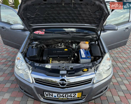 Серый Опель Астра, объемом двигателя 1.6 л и пробегом 180 тыс. км за 6750 $, фото 108 на Automoto.ua