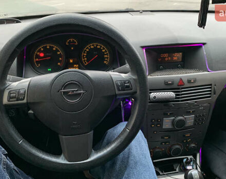 Сірий Опель Астра, об'ємом двигуна 1.6 л та пробігом 225 тис. км за 4500 $, фото 7 на Automoto.ua