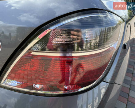 Серый Опель Астра, объемом двигателя 1.6 л и пробегом 180 тыс. км за 6750 $, фото 35 на Automoto.ua