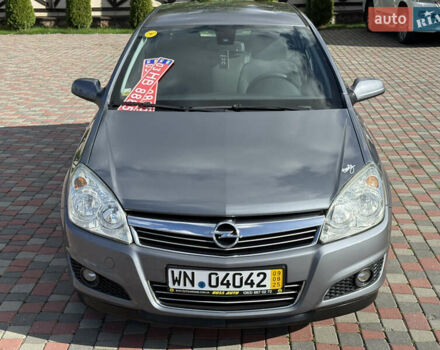 Серый Опель Астра, объемом двигателя 1.6 л и пробегом 180 тыс. км за 6750 $, фото 5 на Automoto.ua