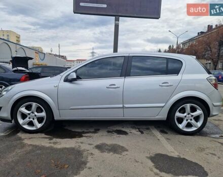 Серый Опель Астра, объемом двигателя 1.6 л и пробегом 255 тыс. км за 6200 $, фото 7 на Automoto.ua