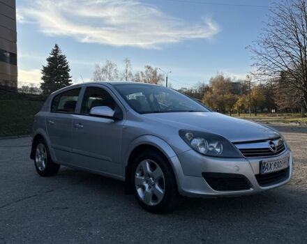 Серый Опель Астра, объемом двигателя 1.7 л и пробегом 300 тыс. км за 4000 $, фото 1 на Automoto.ua