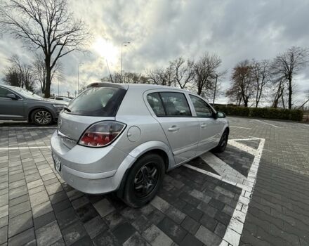 Серый Опель Астра, объемом двигателя 1.6 л и пробегом 315 тыс. км за 3900 $, фото 5 на Automoto.ua