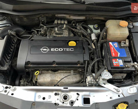 Серый Опель Астра, объемом двигателя 1.6 л и пробегом 255 тыс. км за 5400 $, фото 21 на Automoto.ua