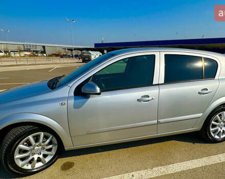 Серый Опель Астра, объемом двигателя 1.6 л и пробегом 235 тыс. км за 5200 $, фото 6 на Automoto.ua