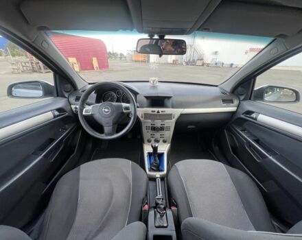 Серый Опель Астра, объемом двигателя 1.6 л и пробегом 258 тыс. км за 4200 $, фото 9 на Automoto.ua