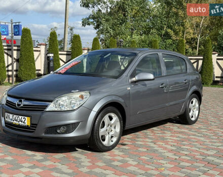 Серый Опель Астра, объемом двигателя 1.6 л и пробегом 180 тыс. км за 6750 $, фото 2 на Automoto.ua