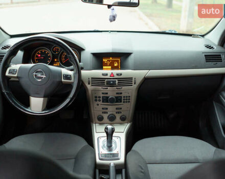 Сірий Опель Астра, об'ємом двигуна 1.6 л та пробігом 252 тис. км за 5400 $, фото 16 на Automoto.ua