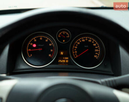 Сірий Опель Астра, об'ємом двигуна 1.6 л та пробігом 252 тис. км за 5400 $, фото 18 на Automoto.ua