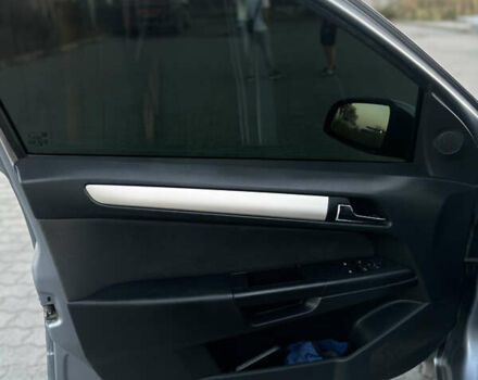 Серый Опель Астра, объемом двигателя 1.6 л и пробегом 158 тыс. км за 6200 $, фото 12 на Automoto.ua