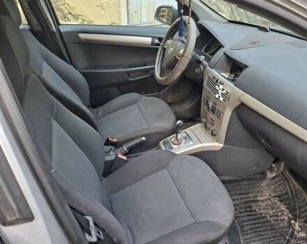 Серый Опель Астра, объемом двигателя 1.6 л и пробегом 233 тыс. км за 3800 $, фото 5 на Automoto.ua