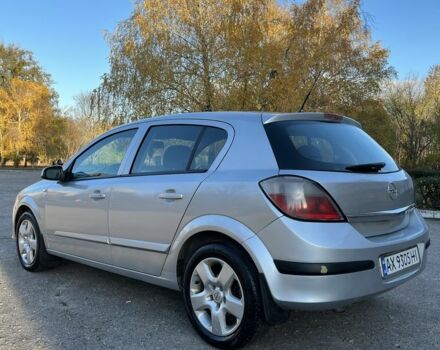 Серый Опель Астра, объемом двигателя 1.7 л и пробегом 300 тыс. км за 4000 $, фото 2 на Automoto.ua