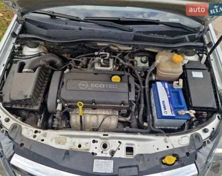 Серый Опель Астра, объемом двигателя 1.6 л и пробегом 255 тыс. км за 6200 $, фото 10 на Automoto.ua