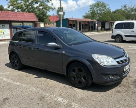 Серый Опель Астра, объемом двигателя 1.6 л и пробегом 916 тыс. км за 3400 $, фото 1 на Automoto.ua