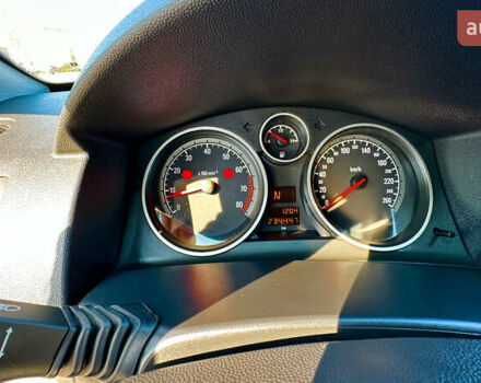 Серый Опель Астра, объемом двигателя 1.6 л и пробегом 235 тыс. км за 5200 $, фото 17 на Automoto.ua