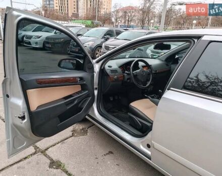 Серый Опель Астра, объемом двигателя 1.6 л и пробегом 255 тыс. км за 6490 $, фото 17 на Automoto.ua