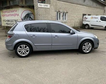 Серый Опель Астра, объемом двигателя 1.7 л и пробегом 260 тыс. км за 5200 $, фото 7 на Automoto.ua