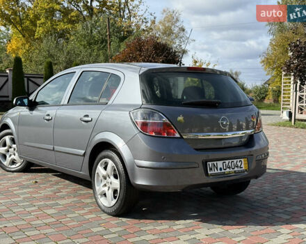 Серый Опель Астра, объемом двигателя 1.6 л и пробегом 180 тыс. км за 6750 $, фото 140 на Automoto.ua