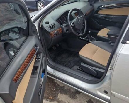 Серый Опель Астра, объемом двигателя 1.6 л и пробегом 255 тыс. км за 6200 $, фото 12 на Automoto.ua