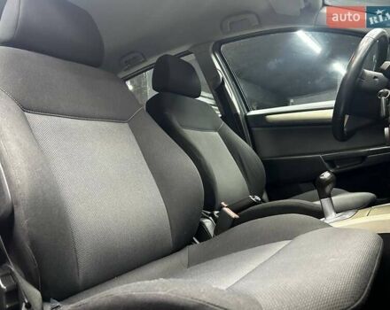 Сірий Опель Астра, об'ємом двигуна 1.6 л та пробігом 183 тис. км за 7000 $, фото 17 на Automoto.ua