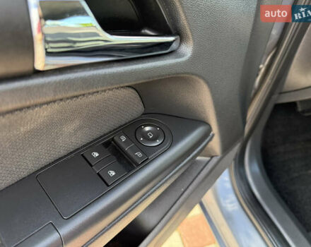 Серый Опель Астра, объемом двигателя 1.6 л и пробегом 180 тыс. км за 6750 $, фото 55 на Automoto.ua