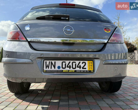 Серый Опель Астра, объемом двигателя 1.6 л и пробегом 180 тыс. км за 6750 $, фото 38 на Automoto.ua