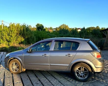 Сірий Опель Астра, об'ємом двигуна 1.4 л та пробігом 316 тис. км за 5000 $, фото 3 на Automoto.ua