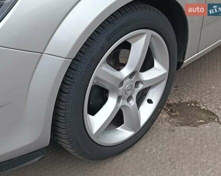 Серый Опель Астра, объемом двигателя 1.6 л и пробегом 255 тыс. км за 6490 $, фото 3 на Automoto.ua