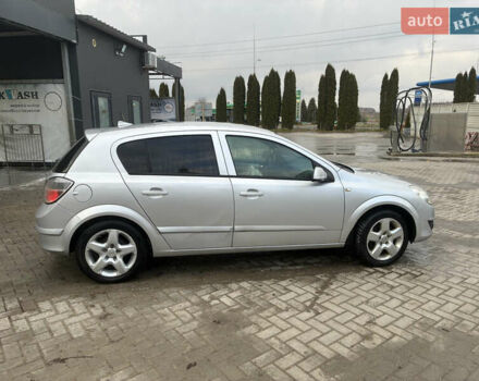 Серый Опель Астра, объемом двигателя 1.6 л и пробегом 150 тыс. км за 4700 $, фото 6 на Automoto.ua