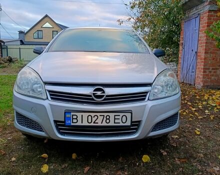 Серый Опель Астра, объемом двигателя 1.4 л и пробегом 308 тыс. км за 4250 $, фото 2 на Automoto.ua