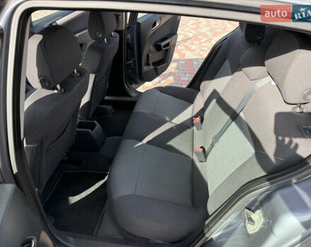 Серый Опель Астра, объемом двигателя 1.6 л и пробегом 180 тыс. км за 6750 $, фото 96 на Automoto.ua