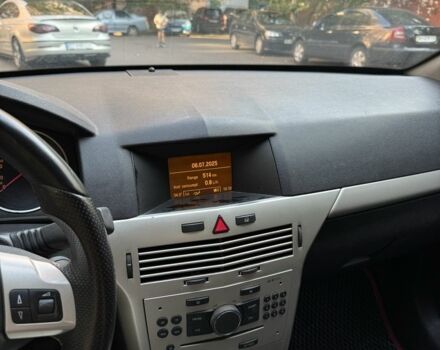 Серый Опель Астра, объемом двигателя 1.6 л и пробегом 916 тыс. км за 3400 $, фото 9 на Automoto.ua