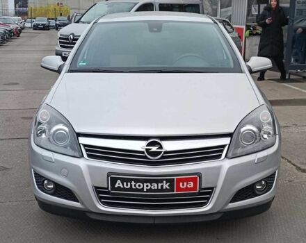Серый Опель Астра, объемом двигателя 1.6 л и пробегом 255 тыс. км за 6490 $, фото 1 на Automoto.ua