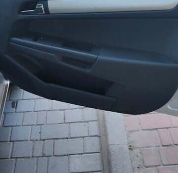 Серый Опель Астра, объемом двигателя 1.6 л и пробегом 164 тыс. км за 5999 $, фото 12 на Automoto.ua