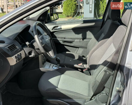 Серый Опель Астра, объемом двигателя 1.6 л и пробегом 180 тыс. км за 6750 $, фото 58 на Automoto.ua